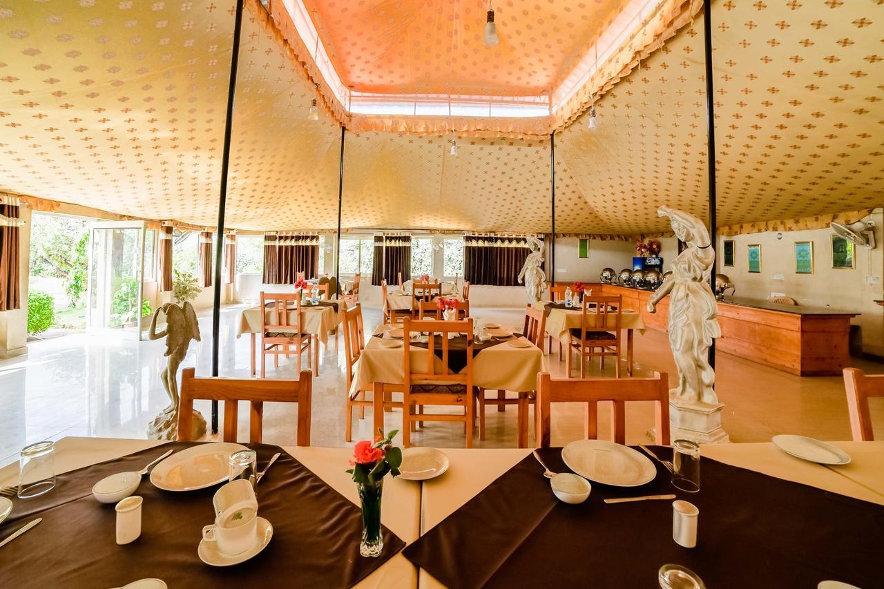 ปุษกร ราชวรา รีสอร์ต Hotel พุชการ์ ภายนอก รูปภาพ